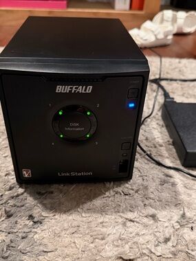 BUFFALO LS-QV8.0TL/R5 5TB HDD LinkStation with Toshiba Hard Drives each 1 TB